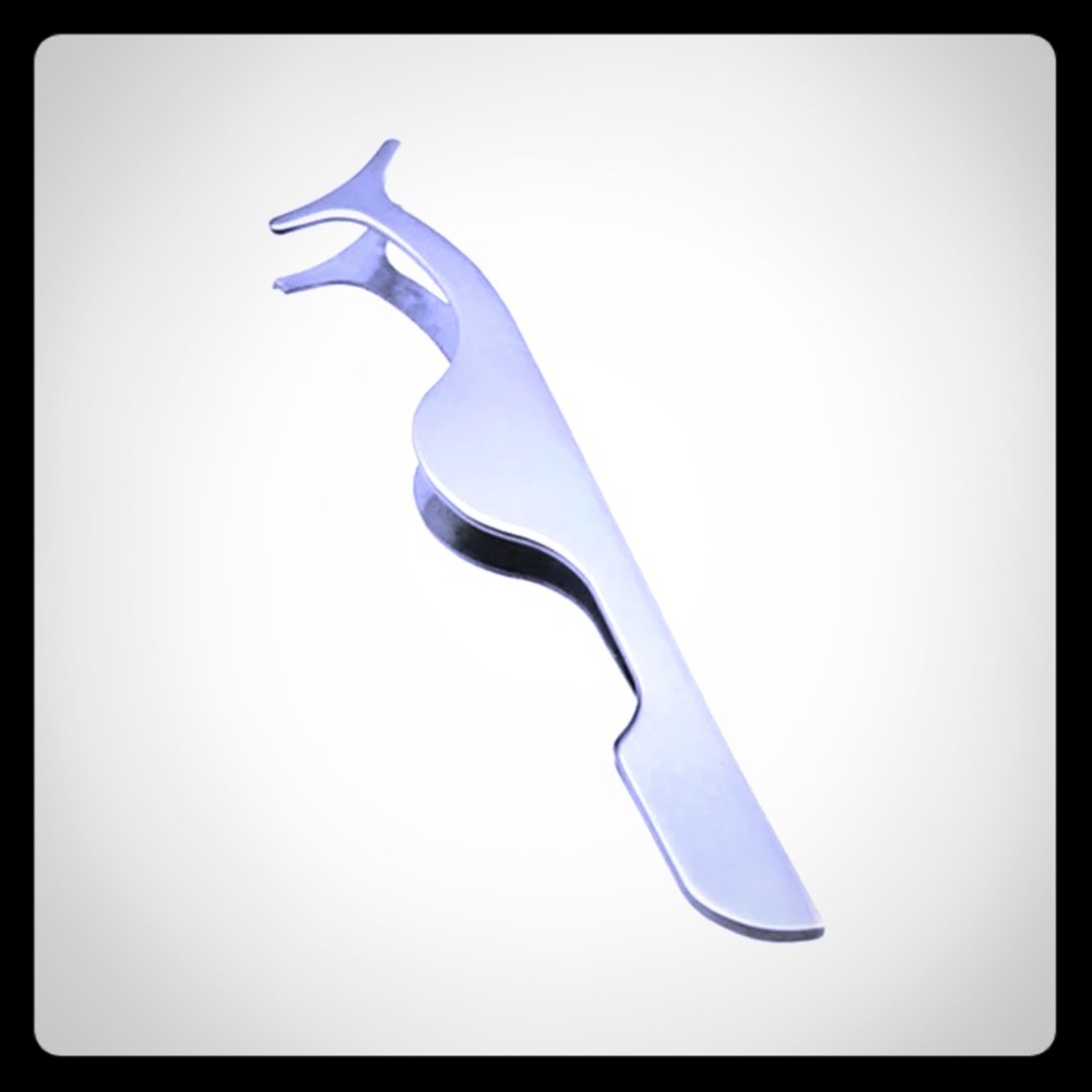 False eyelash applicator